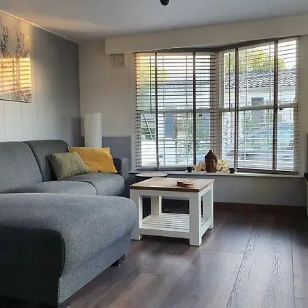 Vazonics Valkenbosch 76 * Oisterwijk