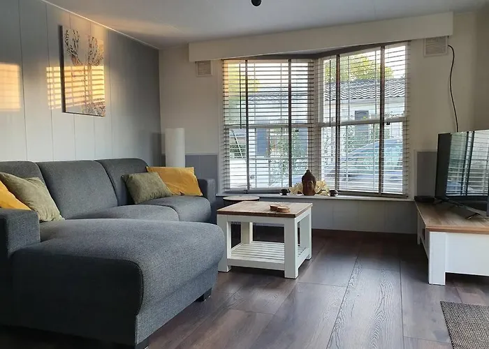 Vazonics Valkenbosch 76 * Oisterwijk