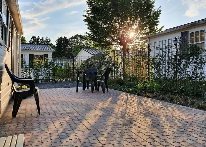 Σαλέ Vazonics Valkenbosch 76 *