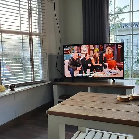 Vazonics Valkenbosch 76 Alpesi faház *